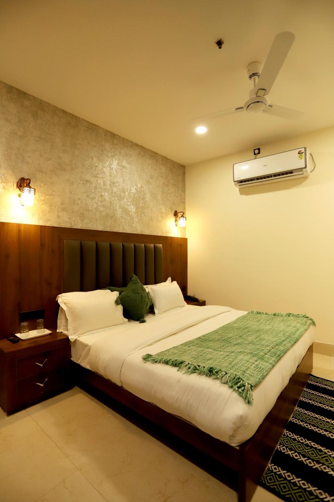 Hotel Dhingra Inn Rewāri Exterior foto